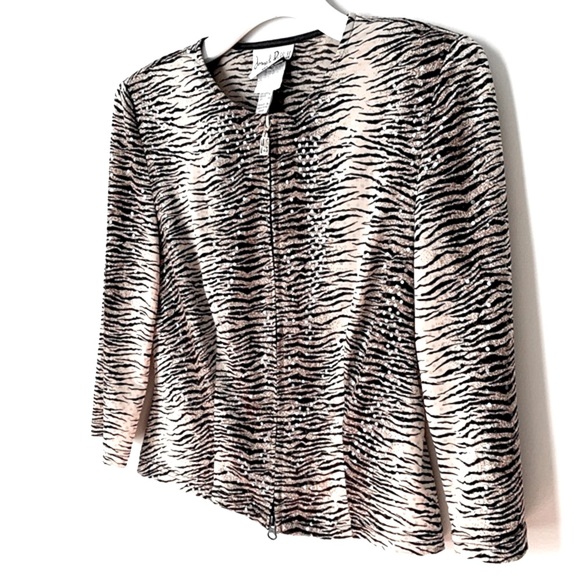 Vintage Joseph Ribkoff size 6 Front Zip Sequin Top - Picture 2 of 16